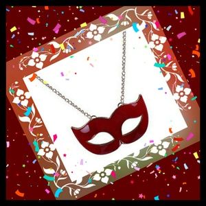 Fancy Masquerade Mask Sweater Necklace!